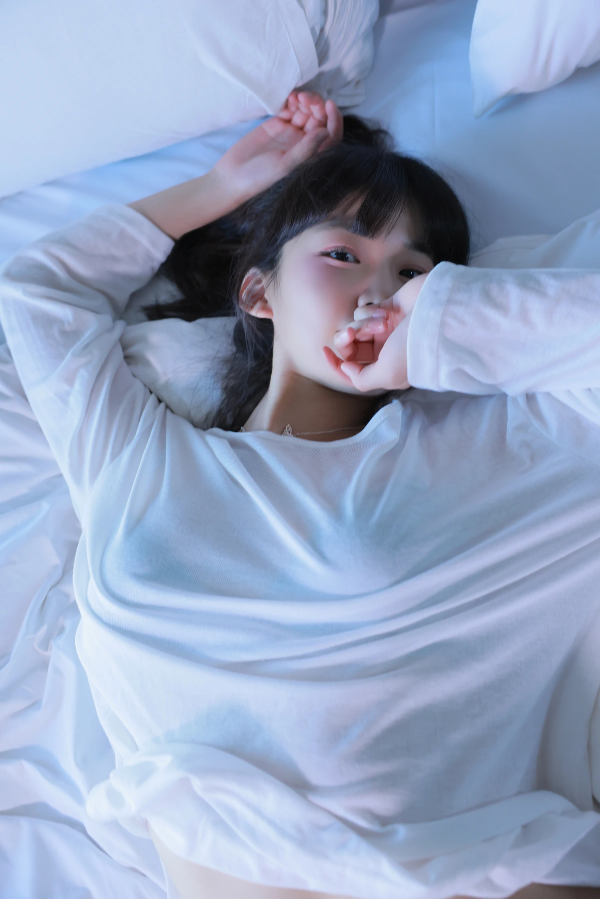 Yui 유이, SWEETBOX Photobook 「Teddy Bear」 Set.01 - P31