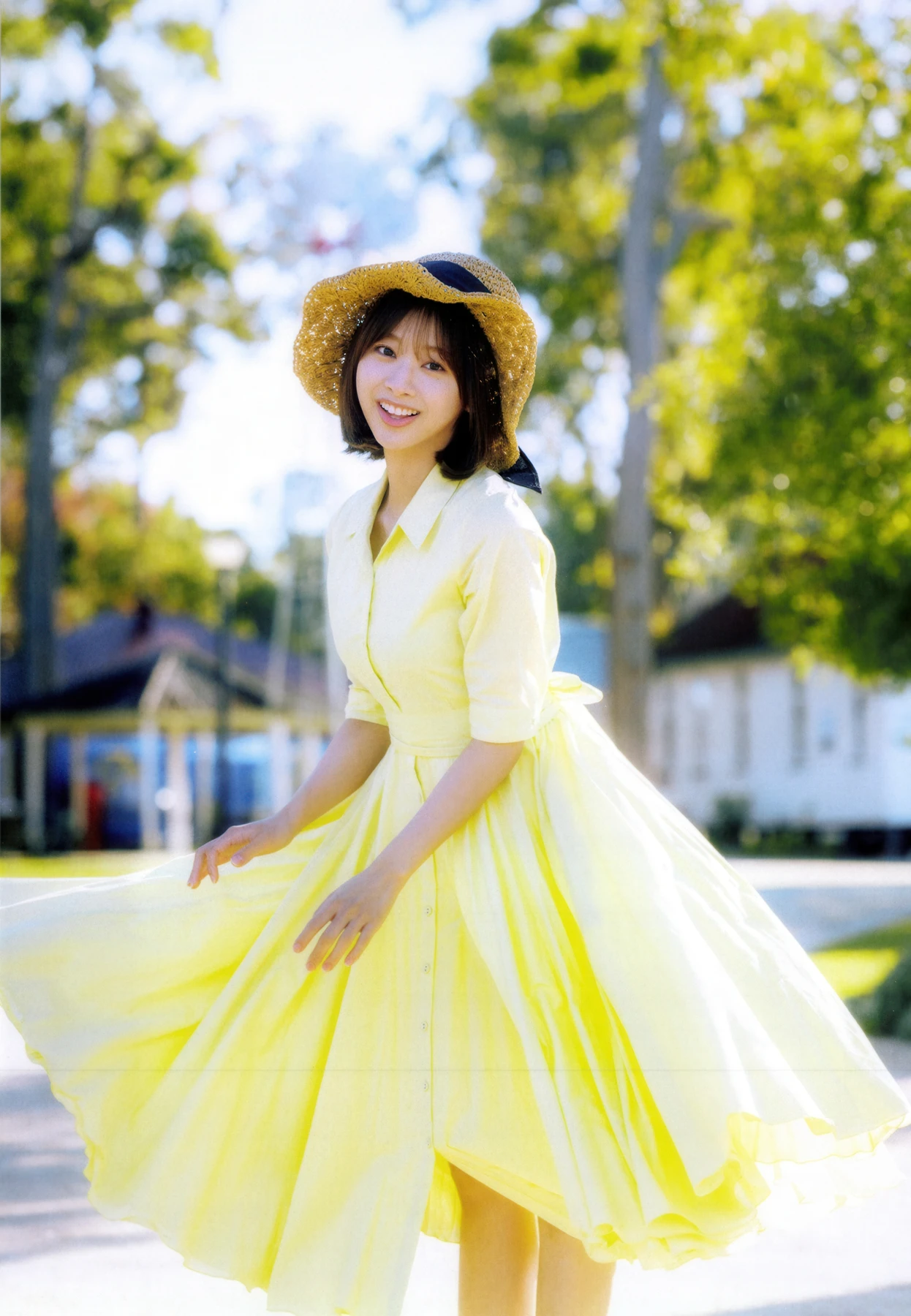 Suzuka Tomita 富田鈴花, 写真集 「鈴花サーキット」 Set.04 - P9