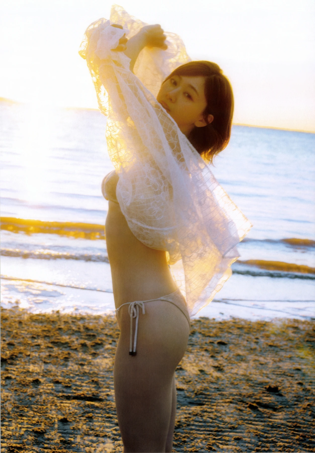 Suzuka Tomita 富田鈴花, 写真集 「鈴花サーキット」 Set.04 - P22