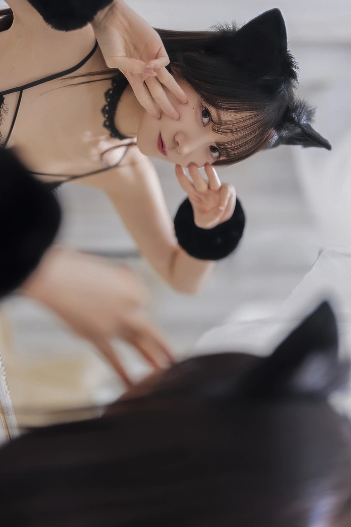 Kenken けんけん, 写真集 「KURO Animals」 Set.02 - P32