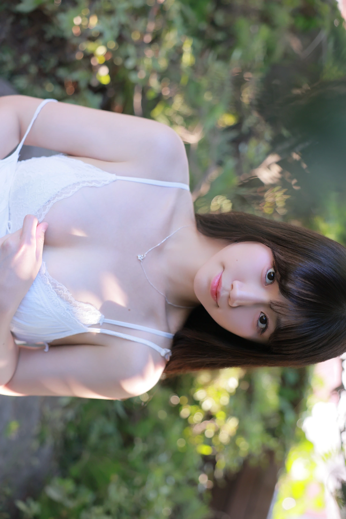 Yui 유이, SWEETBOX Photobook 「Teddy Bear」 Set.02 - P18
