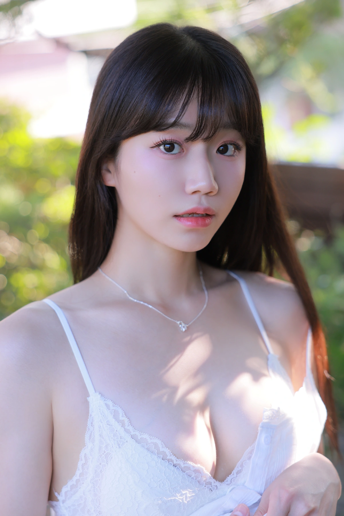 Yui 유이, SWEETBOX Photobook 「Teddy Bear」 Set.02 - P24