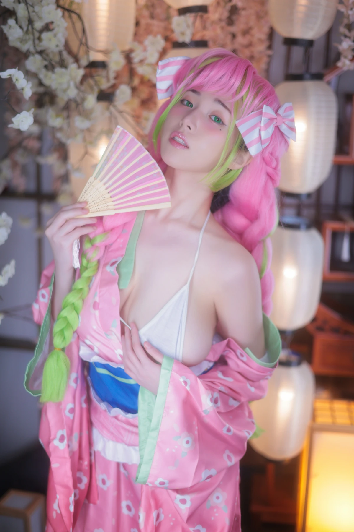 Yeon Woo 연우, Photobook 「MITSURI」 Set.01 - P17