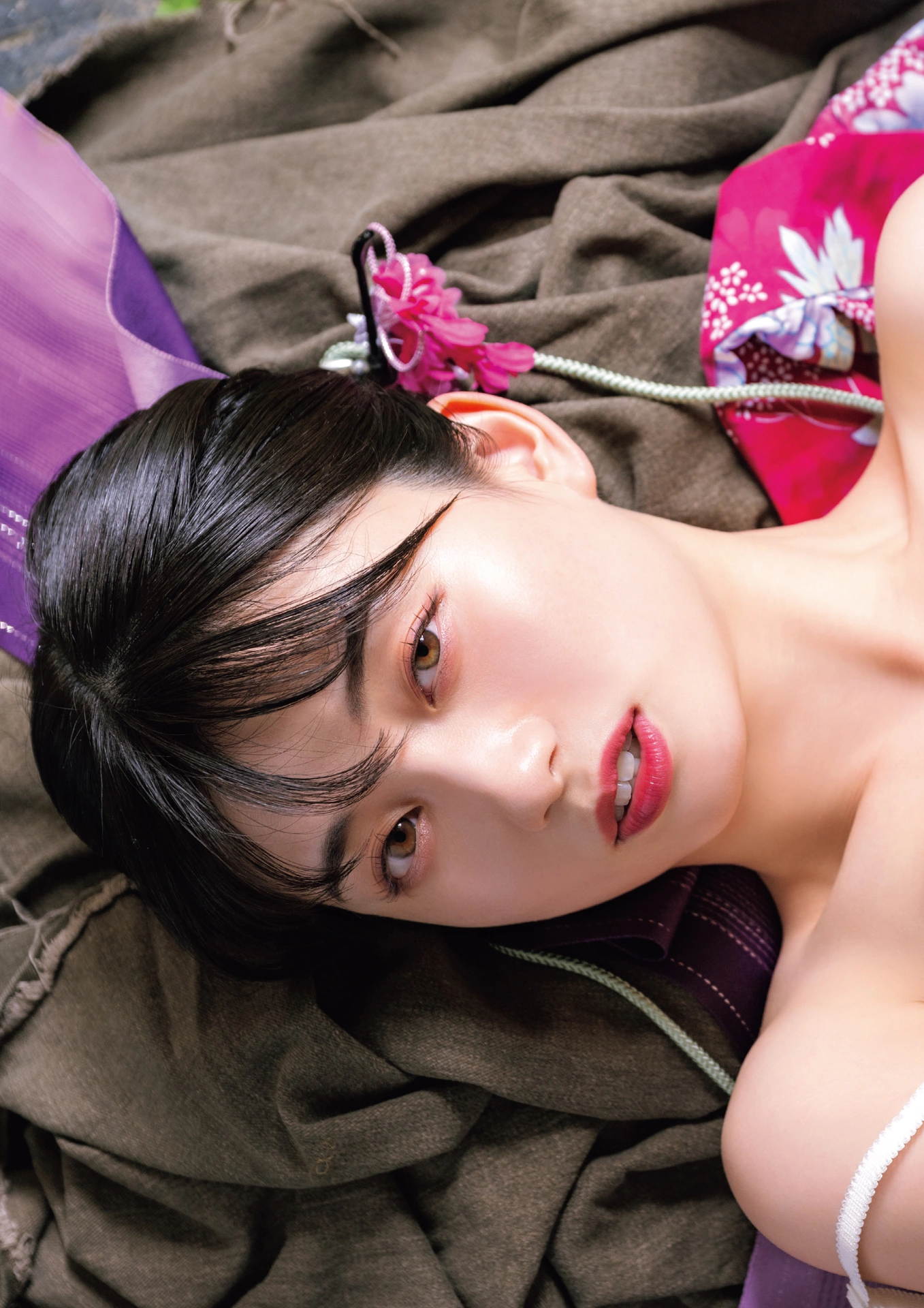 Kanna Seto 瀬戸環奈, 写真集 「好きになっちゃう」 Set.02 - P10