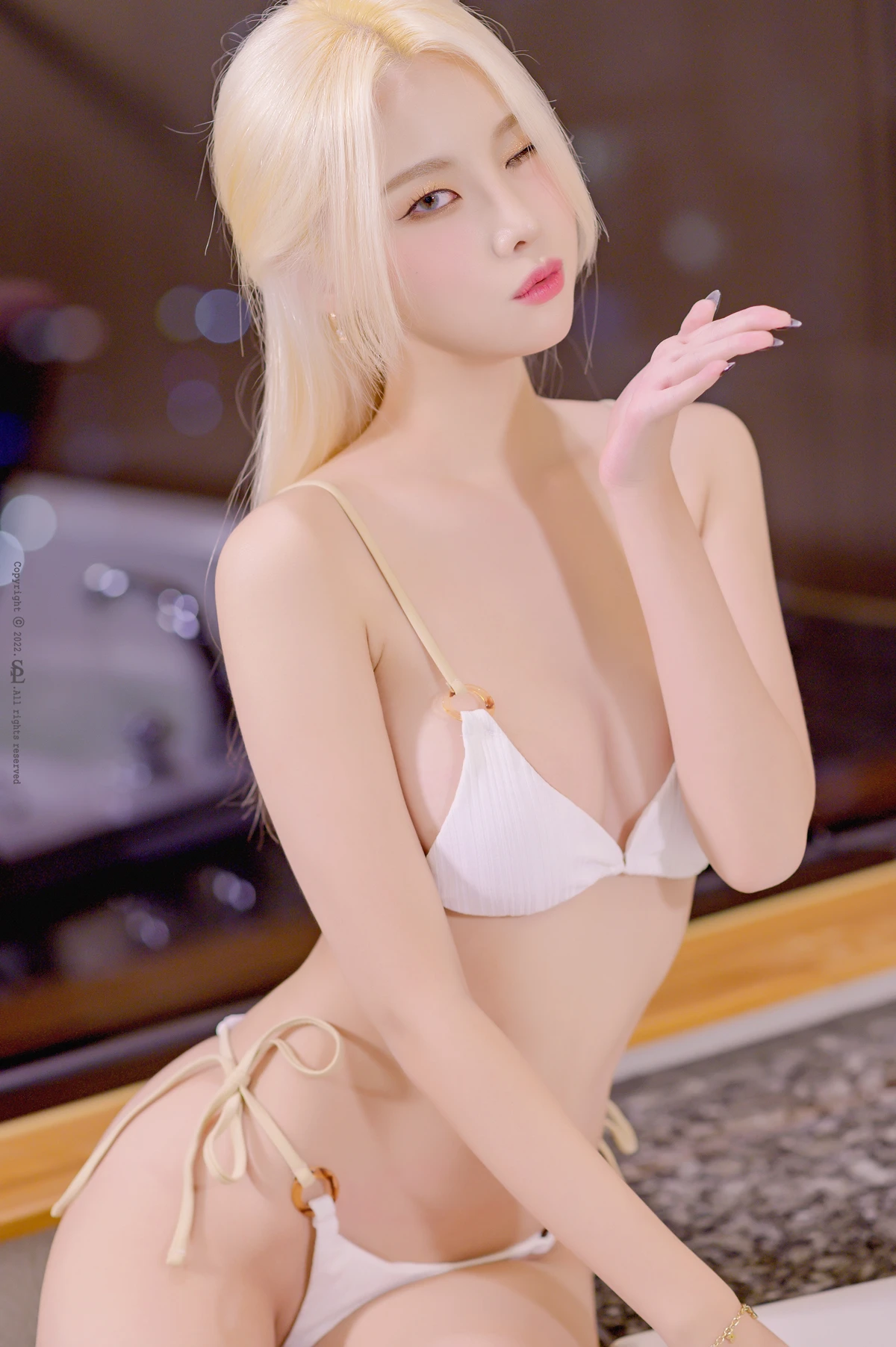Yuna 유나, SAINT Photolife 「Golden」 - P43