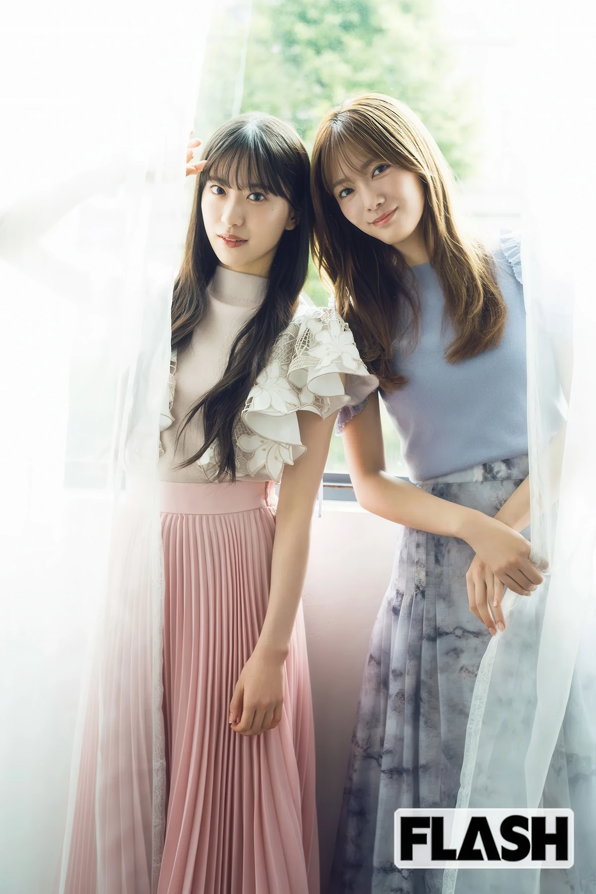 Hono Tamura 田村保乃, Yu Murai 村井優, FLASH 2025.12.02-09 (フラッシュ 2025年12月2-9日号) - P13