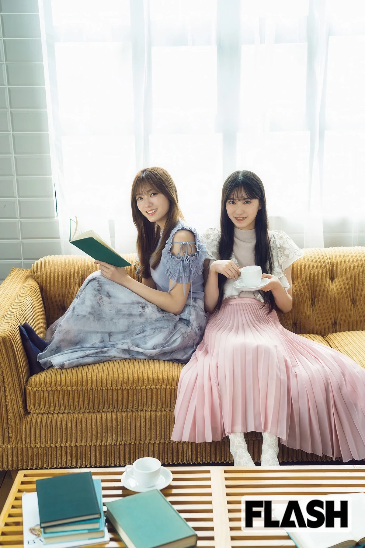 Hono Tamura 田村保乃, Yu Murai 村井優, FLASH 2025.12.02-09 (フラッシュ 2025年12月2-9日号) - P14