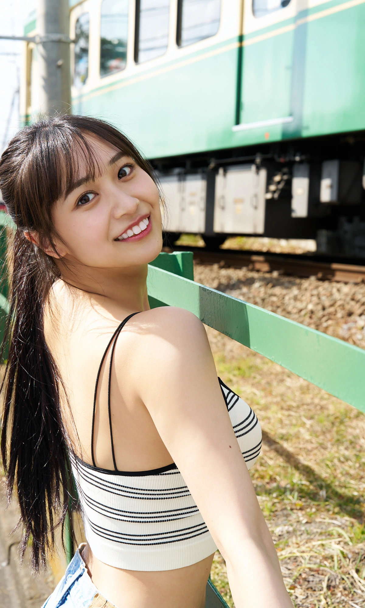 Aoi Mizobata 溝端葵, 週プレ Photo Book 「ガチでブレイクする5秒前」 Set.01 - P5