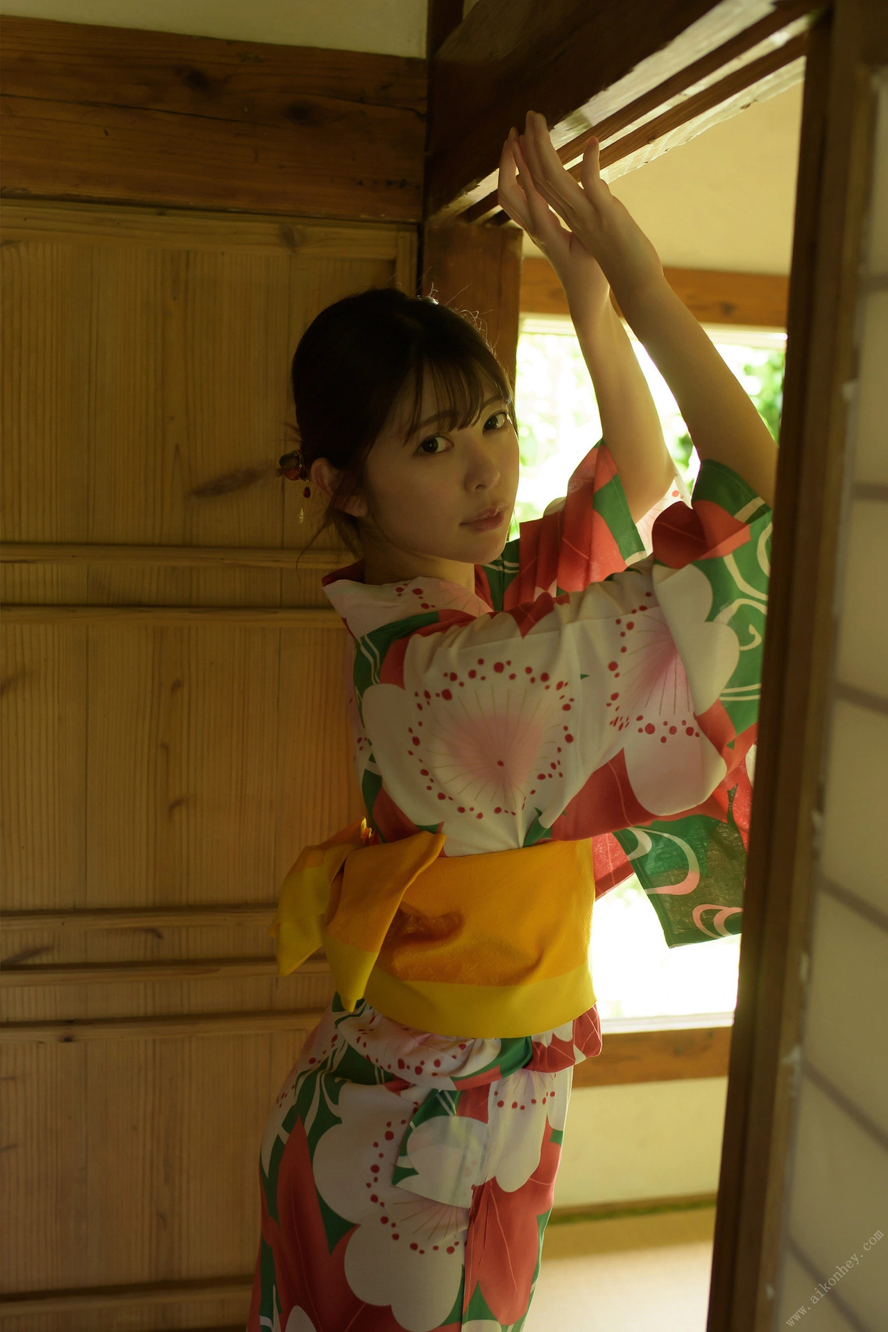 Hinako Mori 森日向子, ヌード写真集 「夏 駆ける 空 Blue sky Blue」 Set.03 - P13