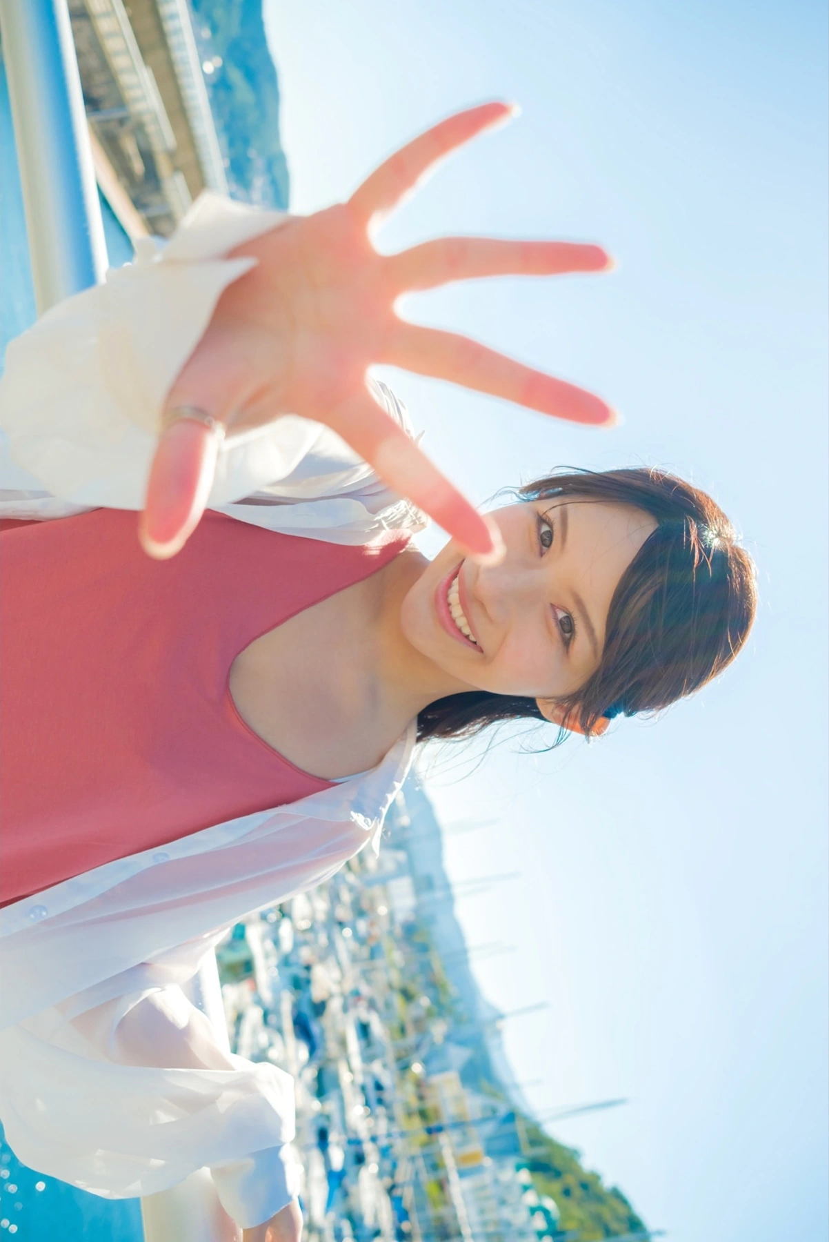 Arisa Kotoi 琴井ありさ, デジタル写真集 『琴井に恋と _ 真紅と夜明けの完全版』 Set.01 - P9