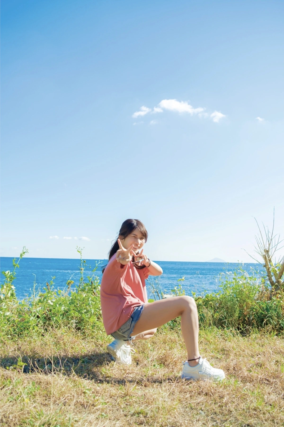 Arisa Kotoi 琴井ありさ, デジタル写真集 『琴井に恋と _ 真紅と夜明けの完全版』 Set.01 - P11