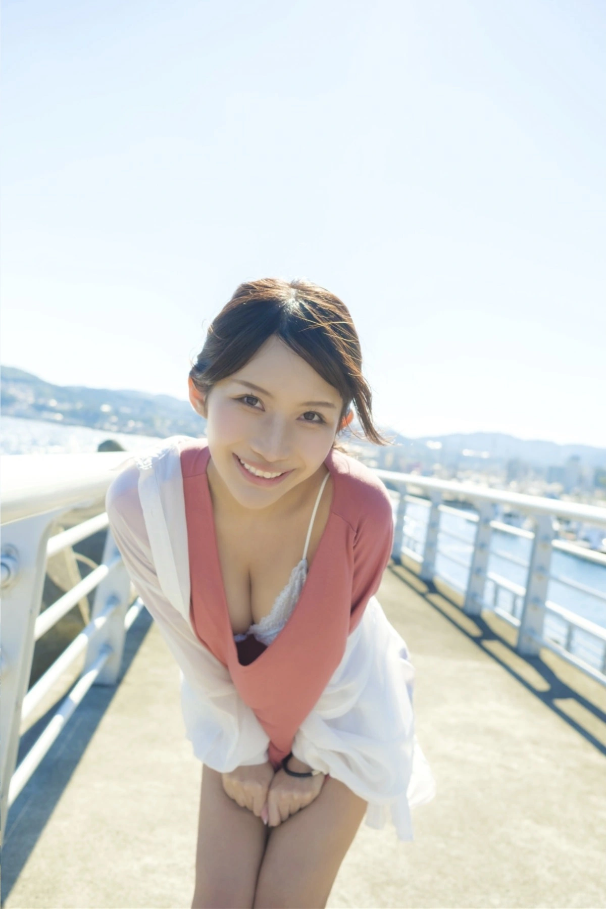 Arisa Kotoi 琴井ありさ, デジタル写真集 『琴井に恋と _ 真紅と夜明けの完全版』 Set.01 - P2