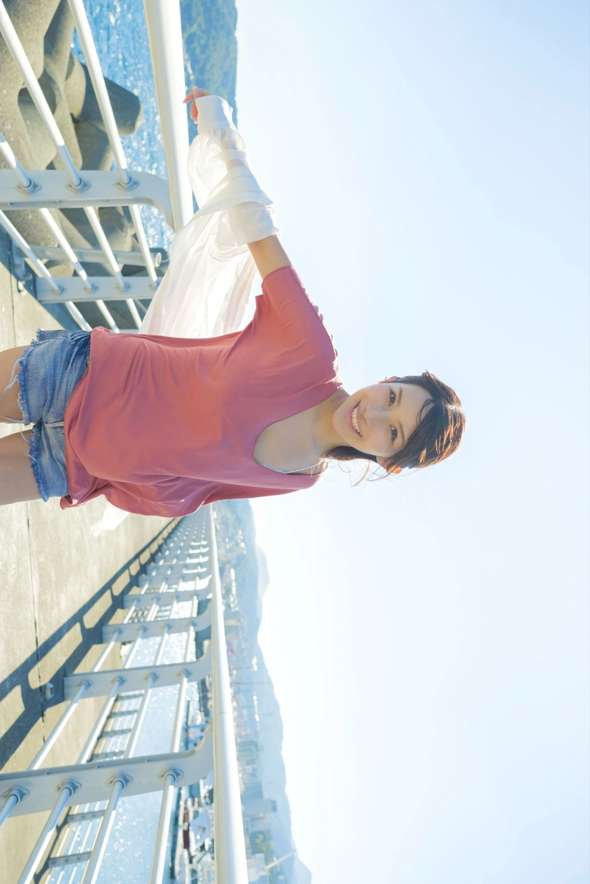Arisa Kotoi 琴井ありさ, デジタル写真集 『琴井に恋と _ 真紅と夜明けの完全版』 Set.01 - P6