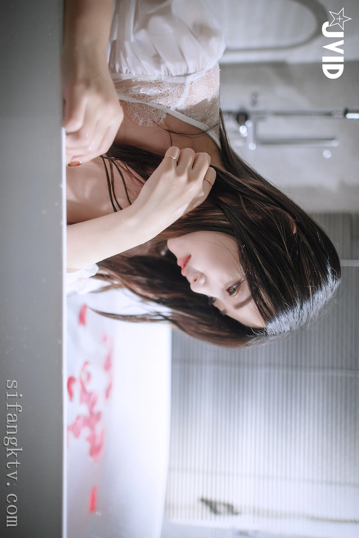 JVID 肉包Mini – 用玫瑰成功征服可爱肉包的肉体-热爱 Set.04 - P30