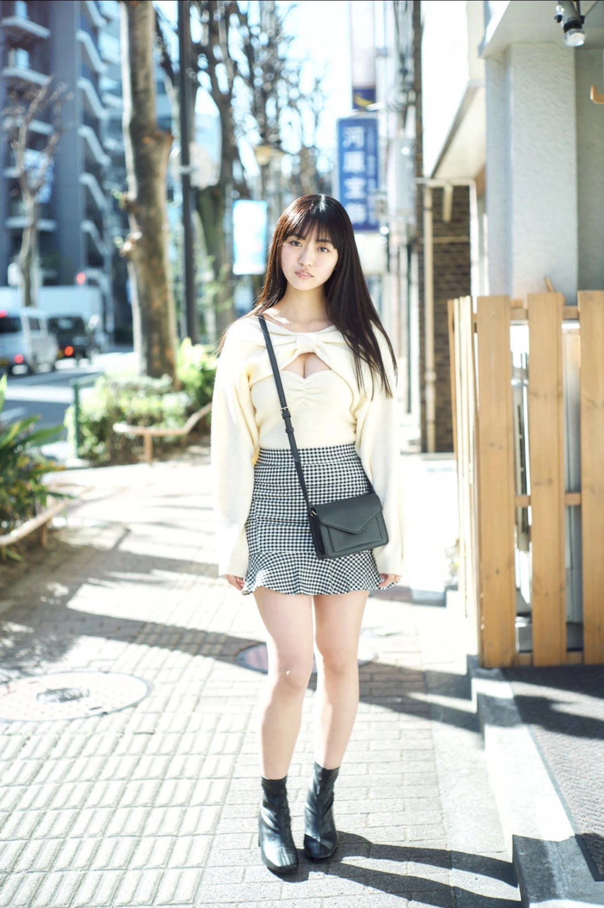 Runa Toyoda 豊田ルナ, FLASHデジタル写真集 「ヒロインは幼馴染み」 Set.04 - P2