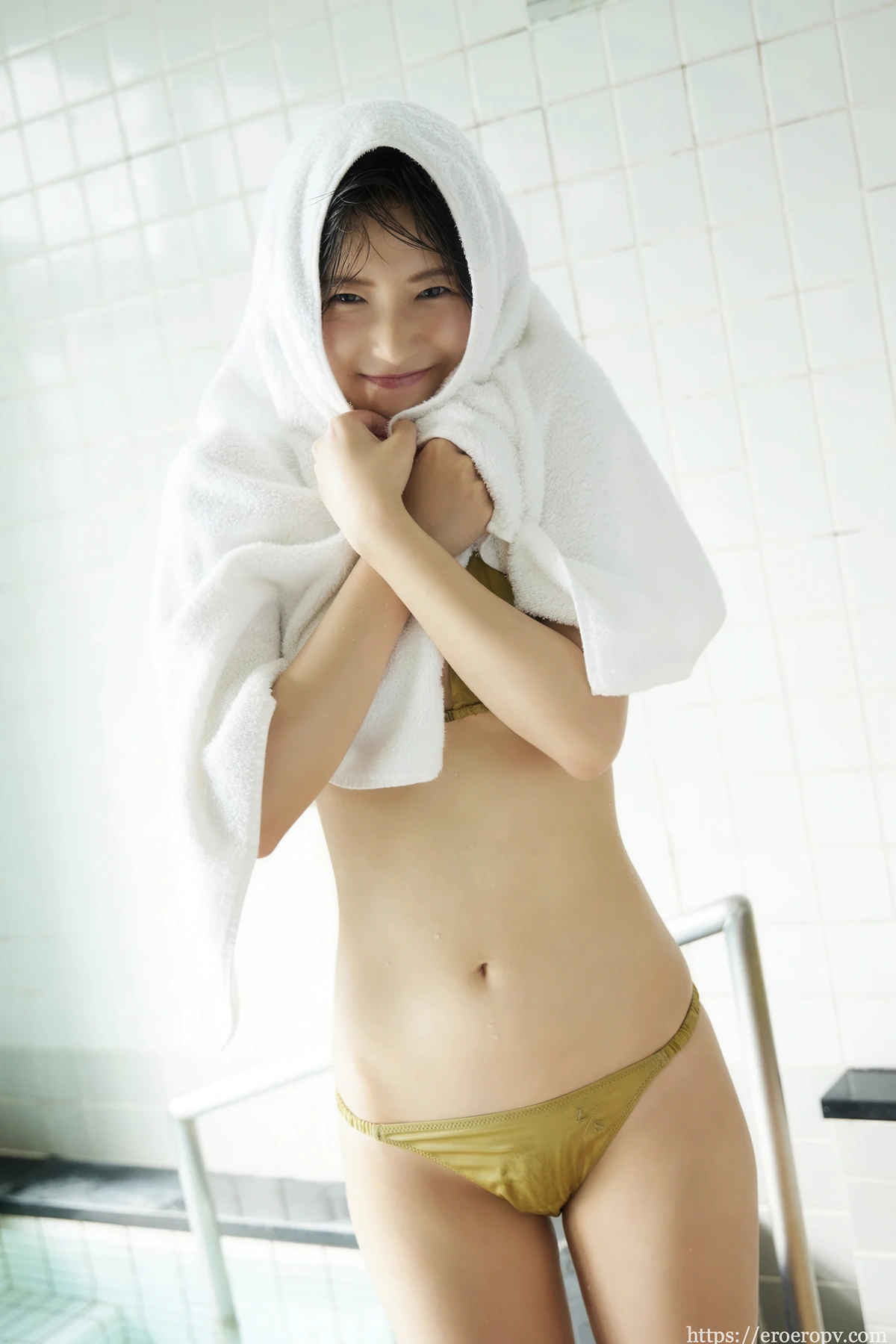 Nene Shida 志田音々, FRIDAYデジタル写真集 「My Beloved Summer Girl 愛しの」 Set.04 - P32