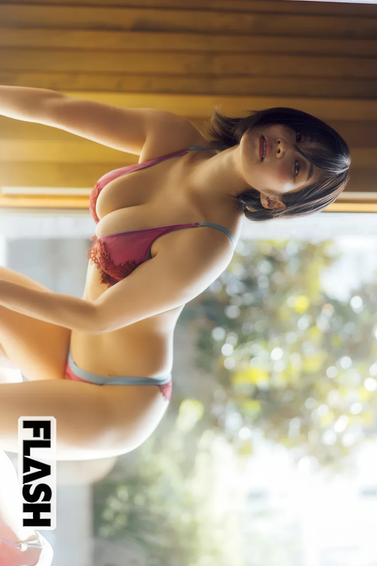 Rin Takahashi 高橋凛, FLASH 2025.12.16 (フラッシュ 2025年12月16日号) - P10