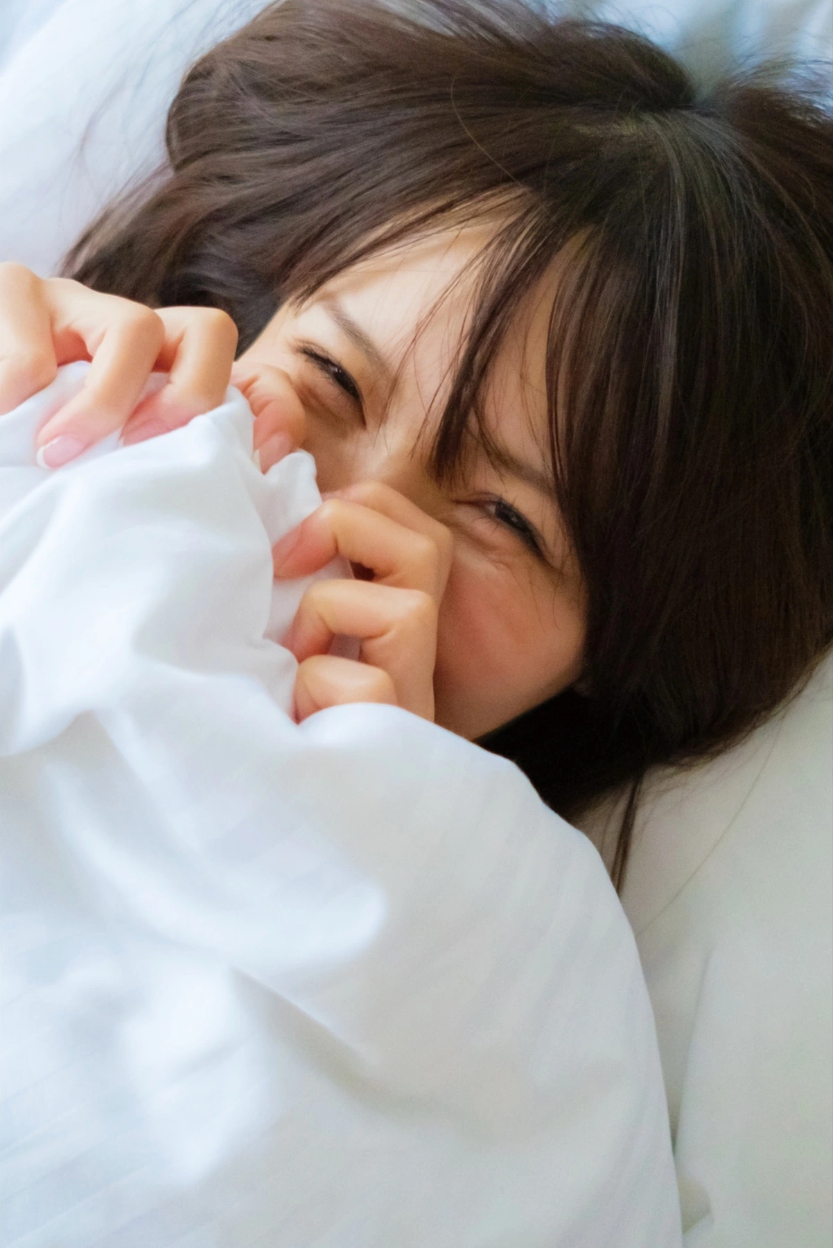 Arisa Kotoi 琴井ありさ, デジタル写真集 『琴井に恋と _ 真紅と夜明けの完全版』 Set.03 - P16