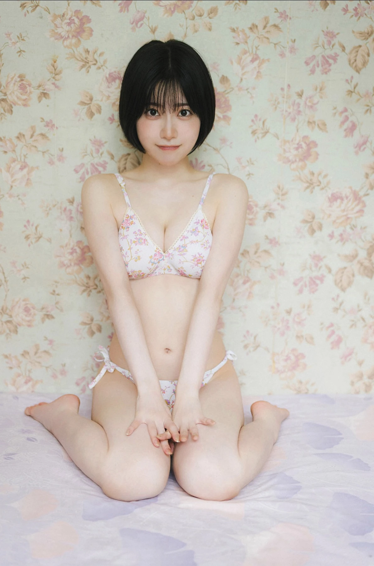 Karin Isobe 礒部花凜, 週プレ＋Special No.342 「かりんとりっぷ」 Set.03 - P10