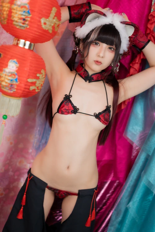 Ai Takanashi 高梨あい, 写真集 「Nothing Colored 02」 Set.02