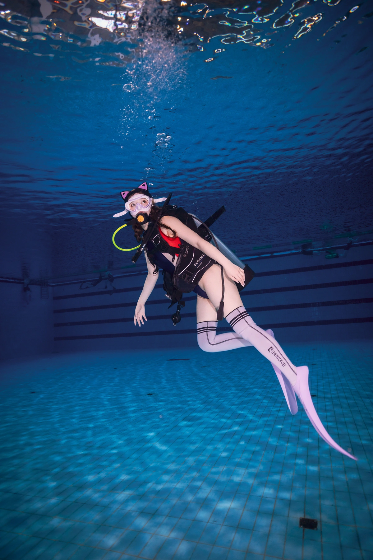 Son Yeeun 손예은, DJAWA 「Swimming Lessons Underwater」 Set.05 - P12