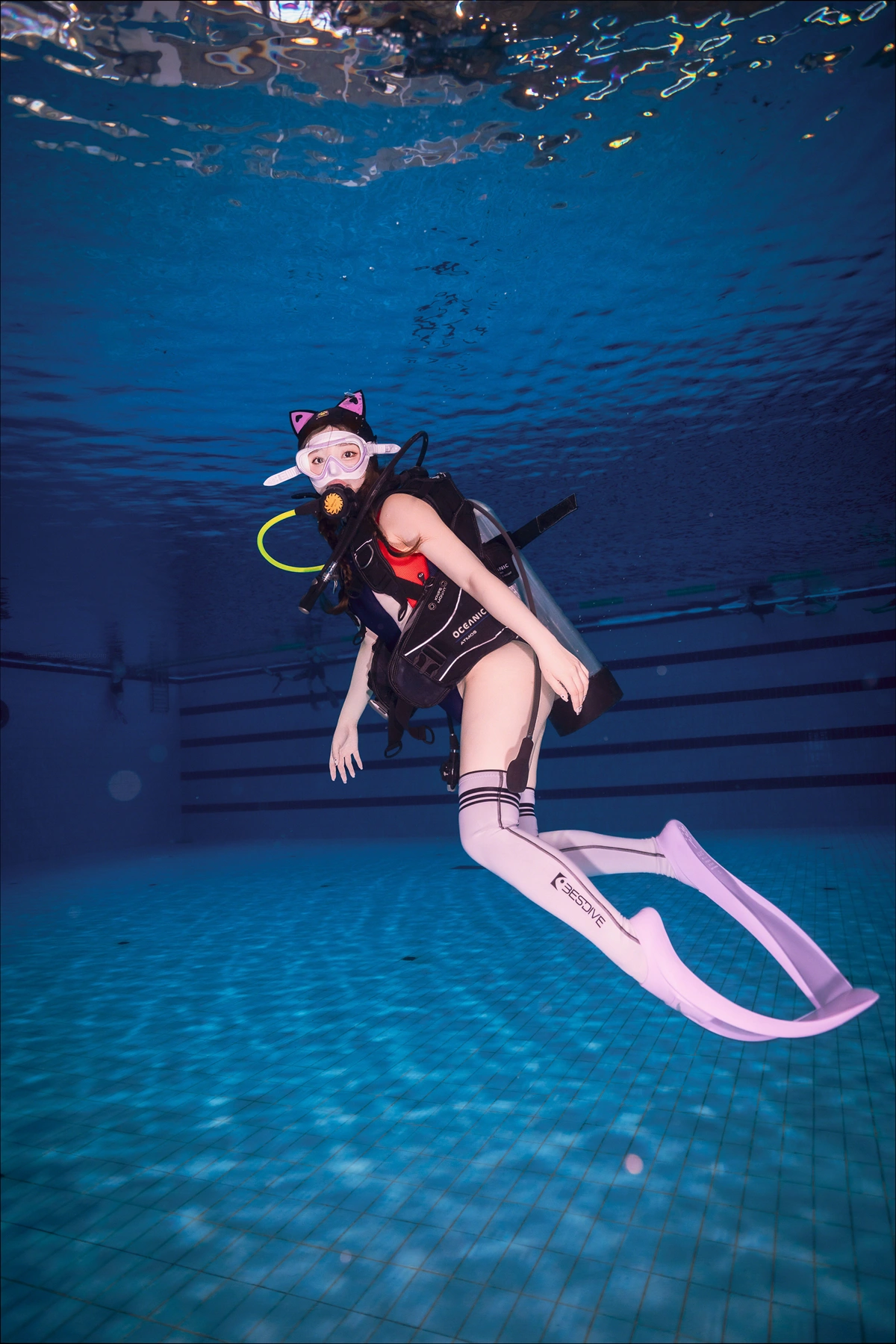 Son Yeeun 손예은, DJAWA 「Swimming Lessons Underwater」 Set.05 - P13