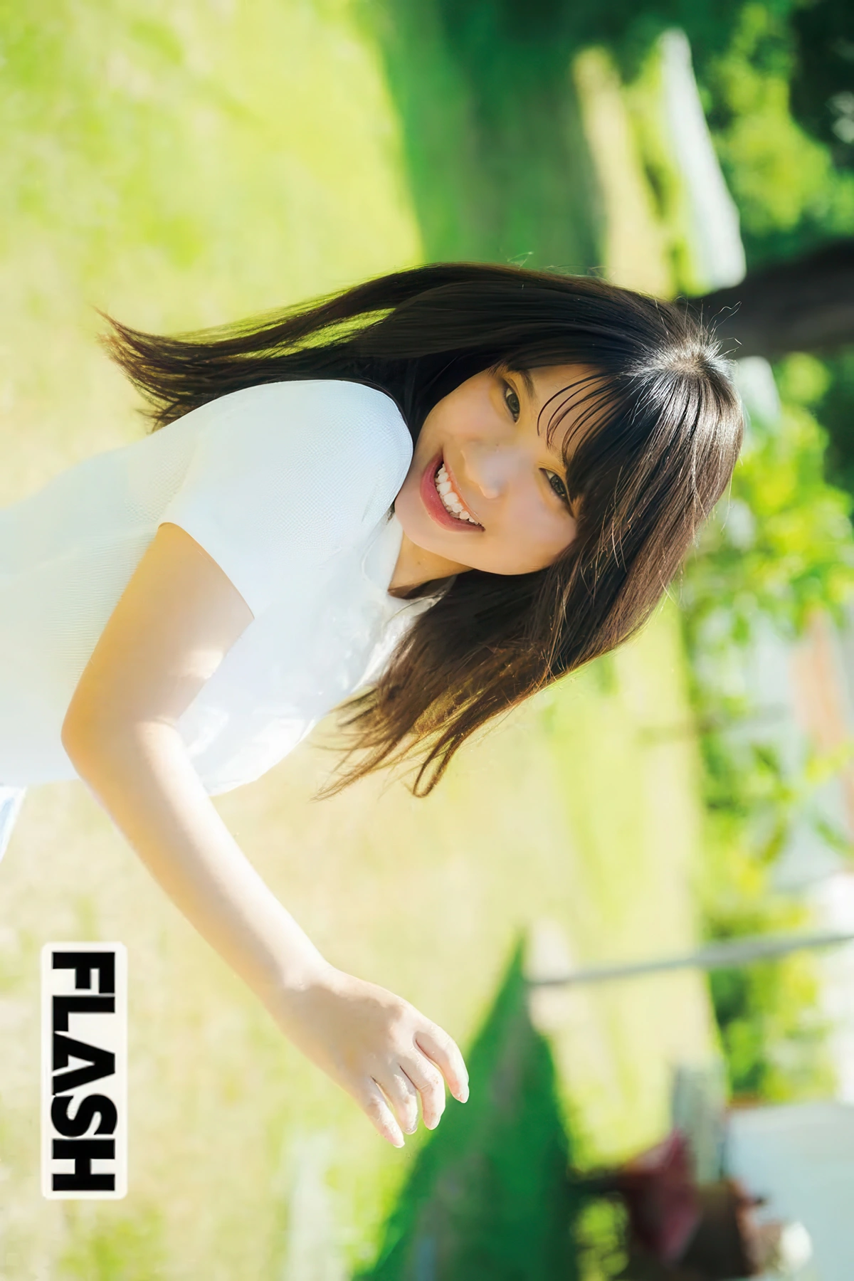 Ami Kanazawa 金澤亜美, Sara Hosoya 細谷さら, FLASH 2026.01.20 (フラッシュ 2026年1月20日号) - P16