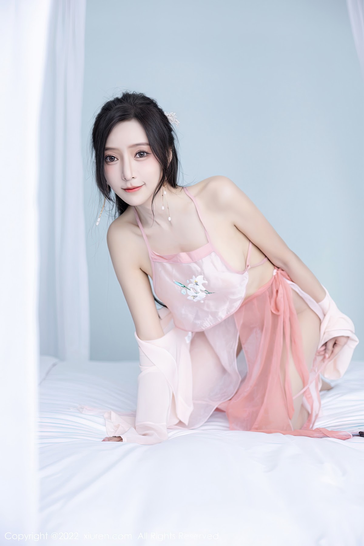 XIUREN No.6040 Yanni – Wang Xin Yao (王馨瑶) - P51