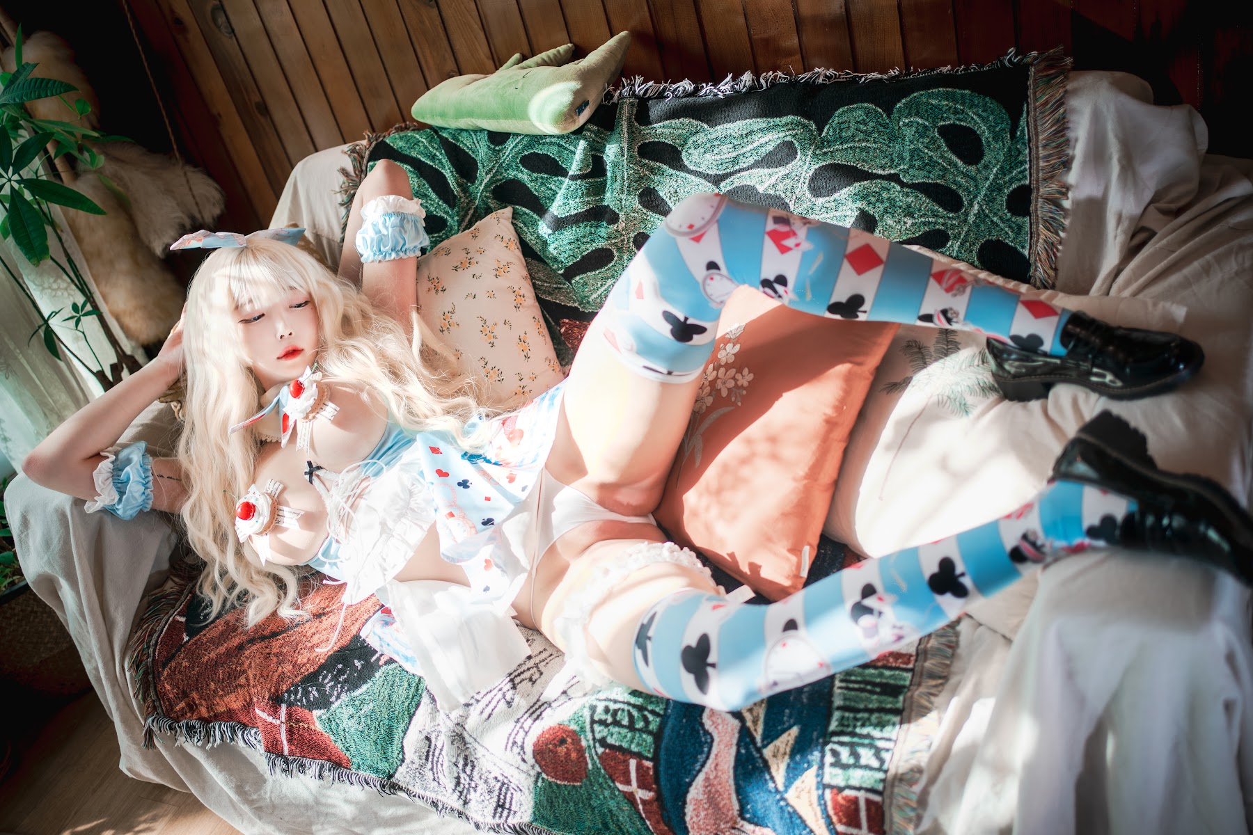 DJAWA Photo – Aram (아람) – Creamy Alice - P45