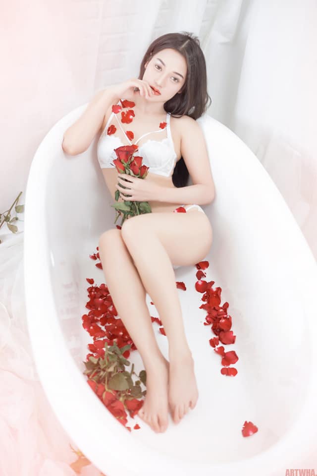 Artwha Desu – Photos P1 - P97