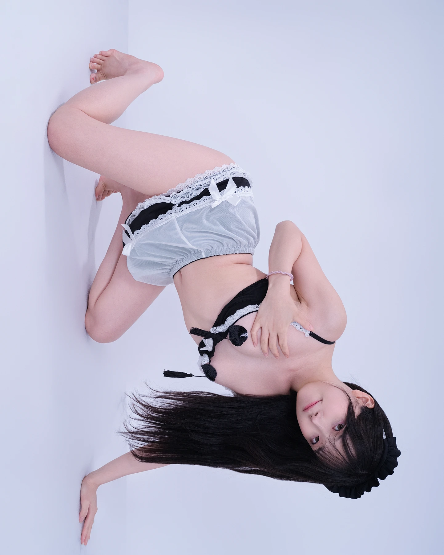 Baeksultang 백설탕, Glamarchive No.18 Private Maid - P9