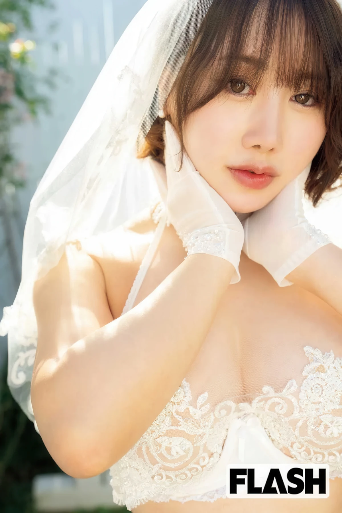 Chiyo Amano 天野ちよ, Kau Toriumi 鳥海かう, FLASH 2026.01.06-13 (フラッシュ 2026年01月06-13日号) - P23