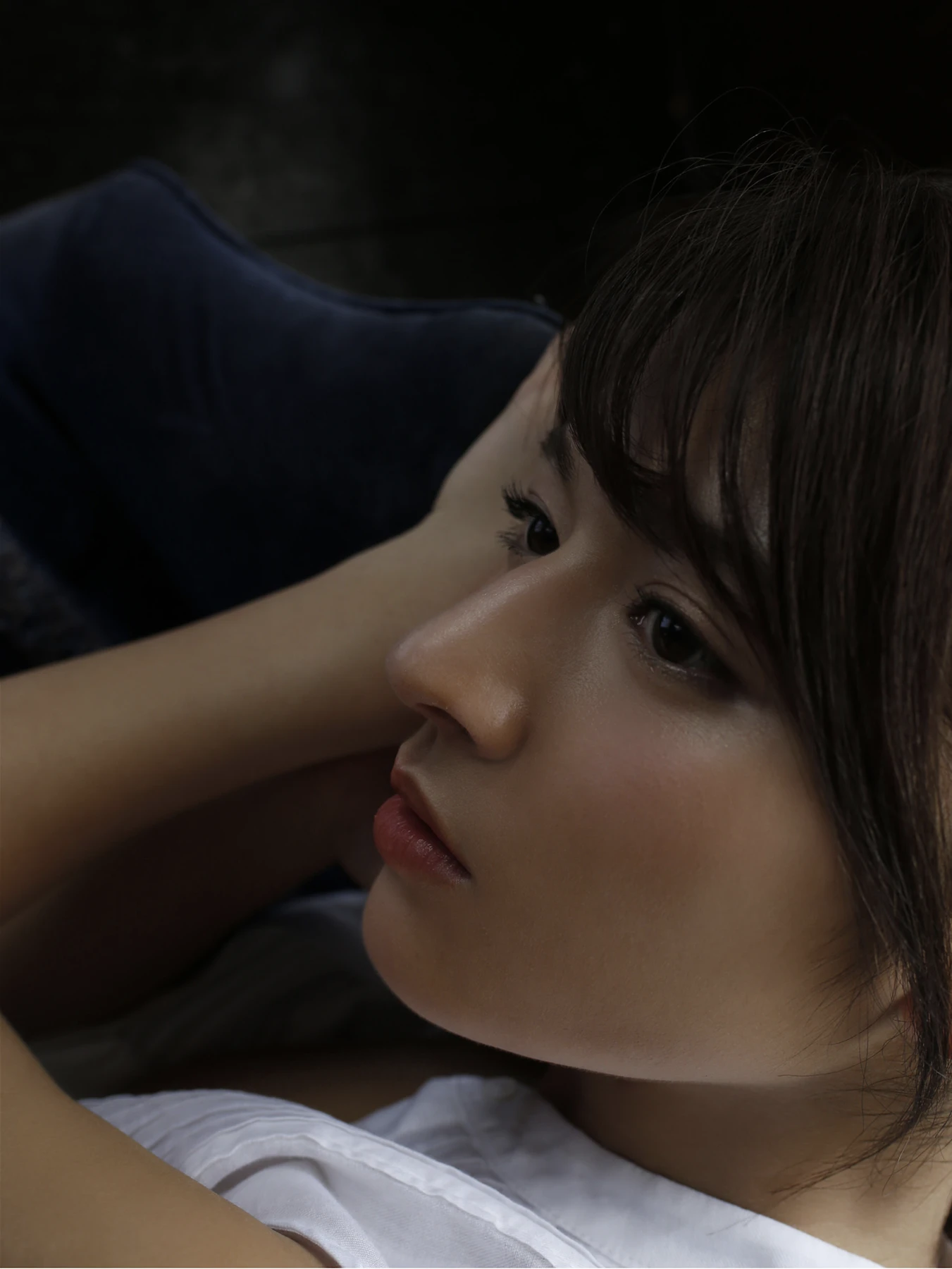 Kana Tokue 徳江かな, 写真集 「つやごと」 Set.02 - P15