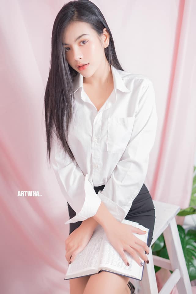 Artwha Desu – Photos P2 - P168