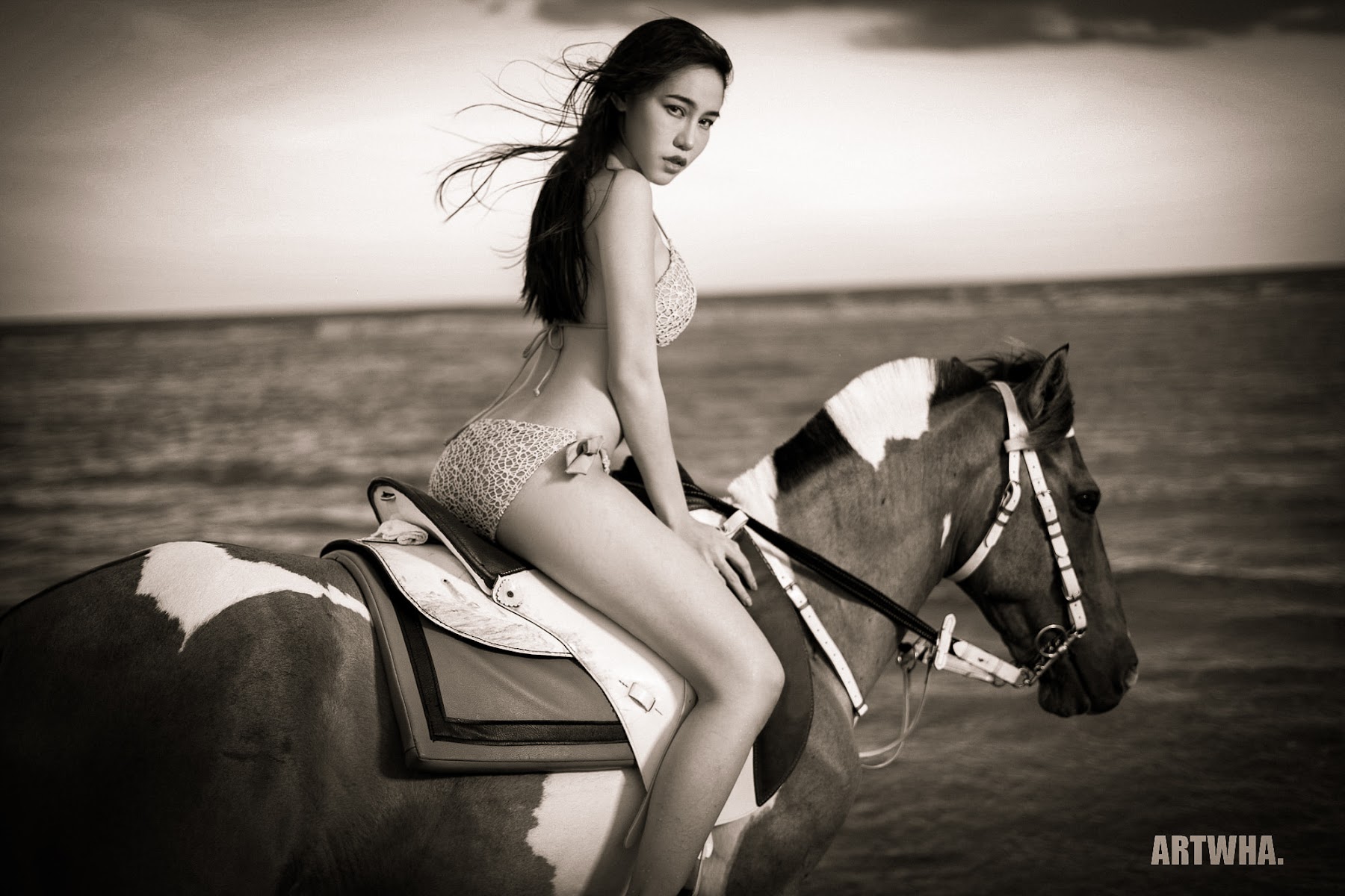 Artwha Desu – Photos P5 - P117