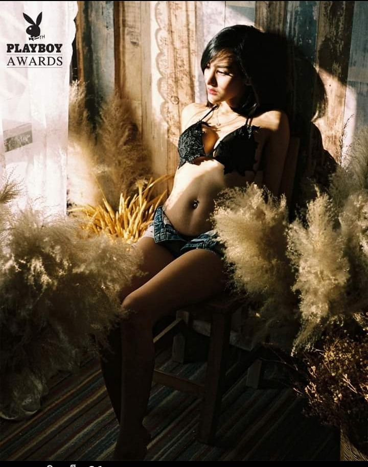 Artwha Desu – Photos P3 - P143