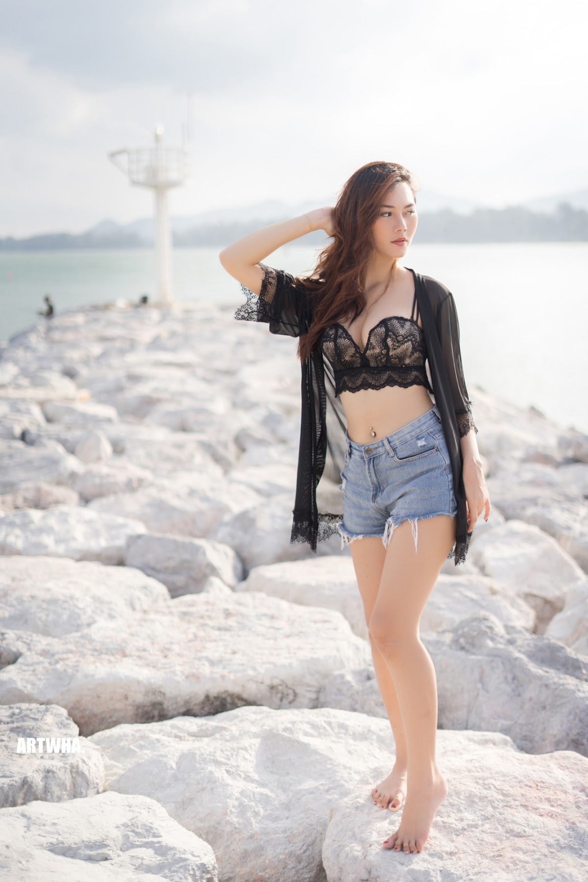 Artwha Desu – Photos P3 - P48