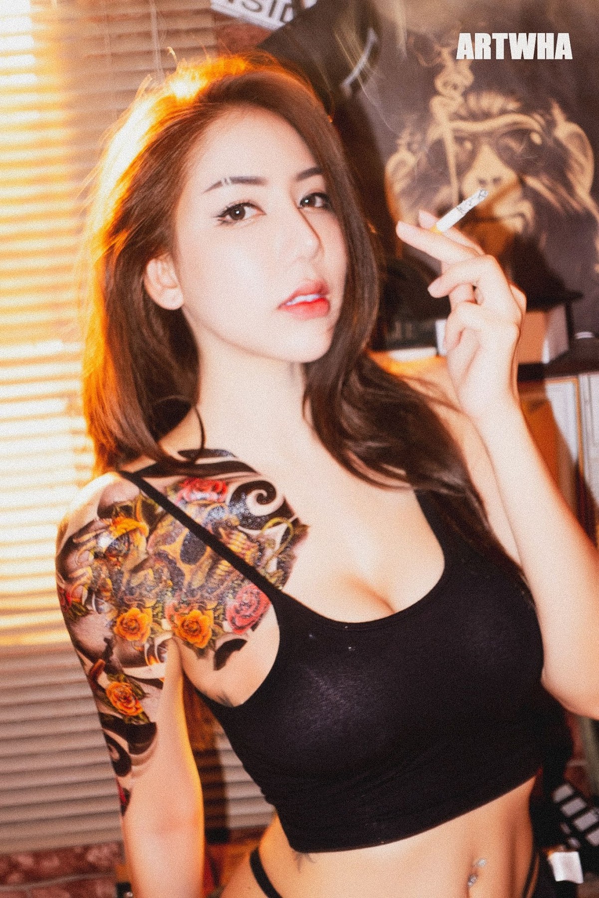 Artwha Desu – Photos P18 - P143