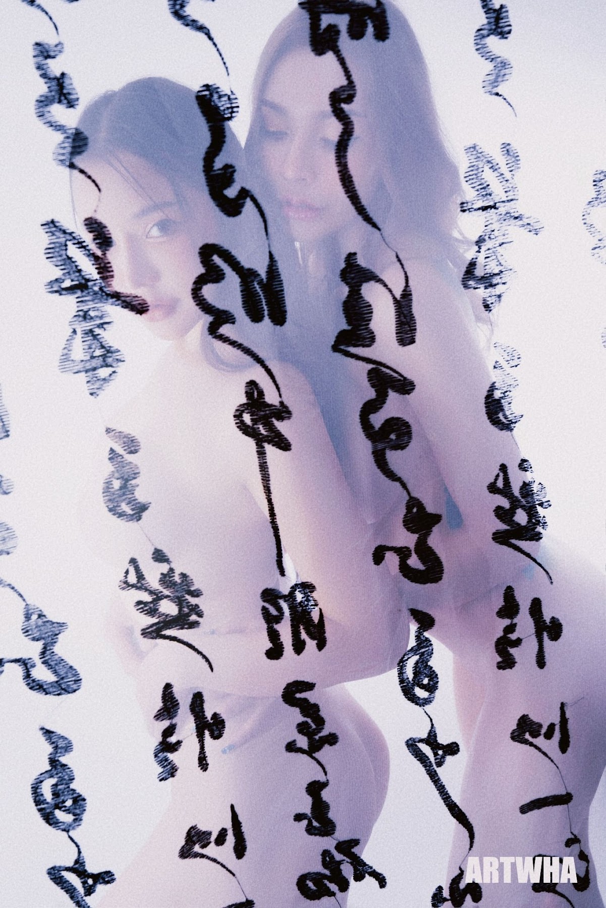 Artwha Desu – Photos P22 - P100
