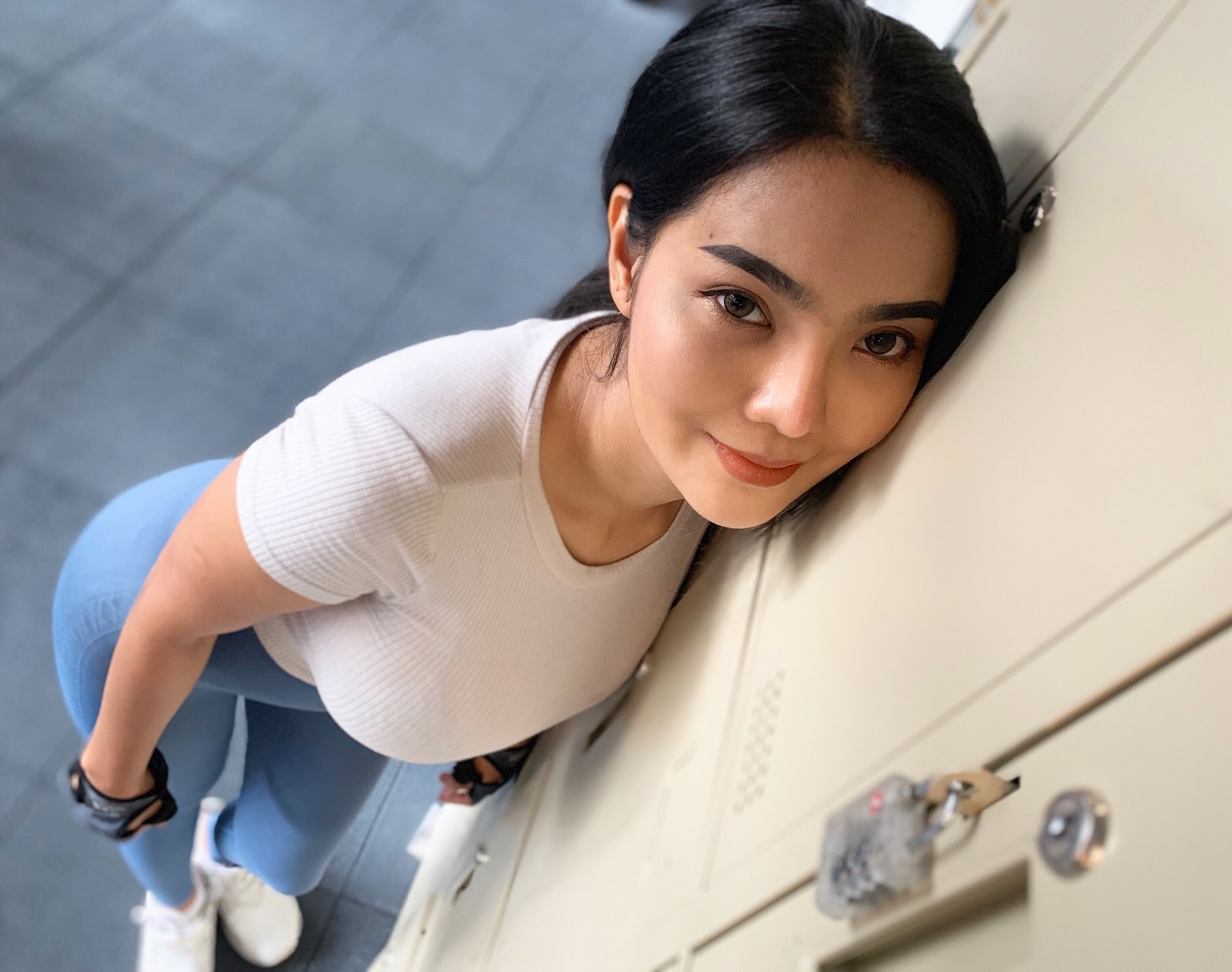 Yanisa Samohom P1 - P228