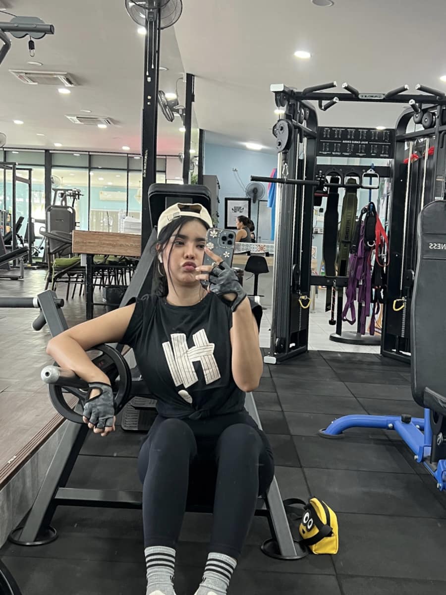 Yanisa Samohom P3 - P174