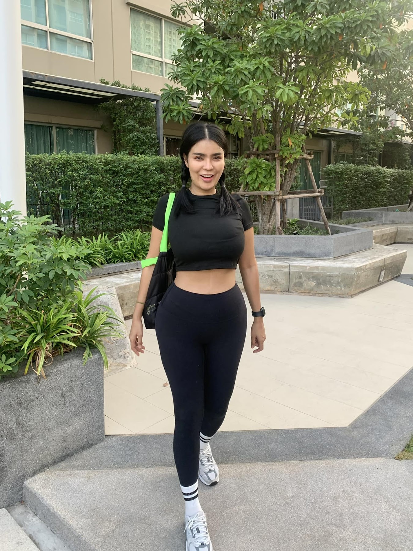 Yanisa Samohom P3 - P249