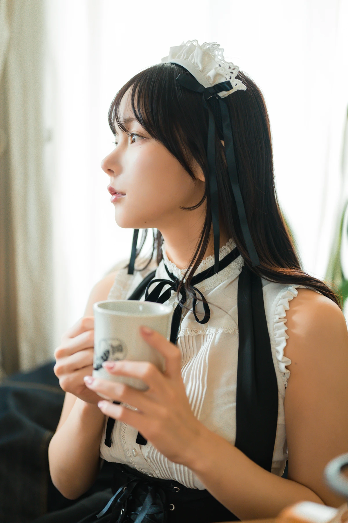Kenken けんけん, 写真集 「推し型メイドロイドとしたいこと」 Set.03 - P45