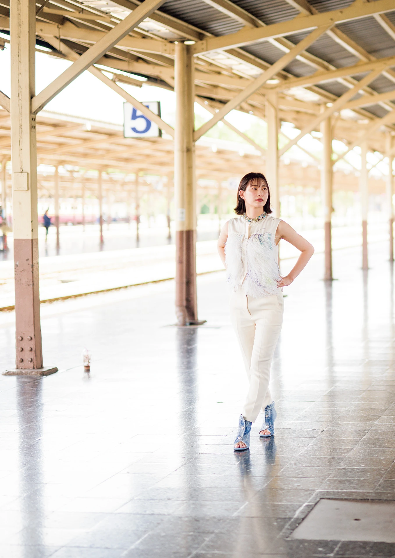 Akari Mitani 美谷朱音, アサ芸SEXY女優写真集 「Pleasure」 Set.04 - P15