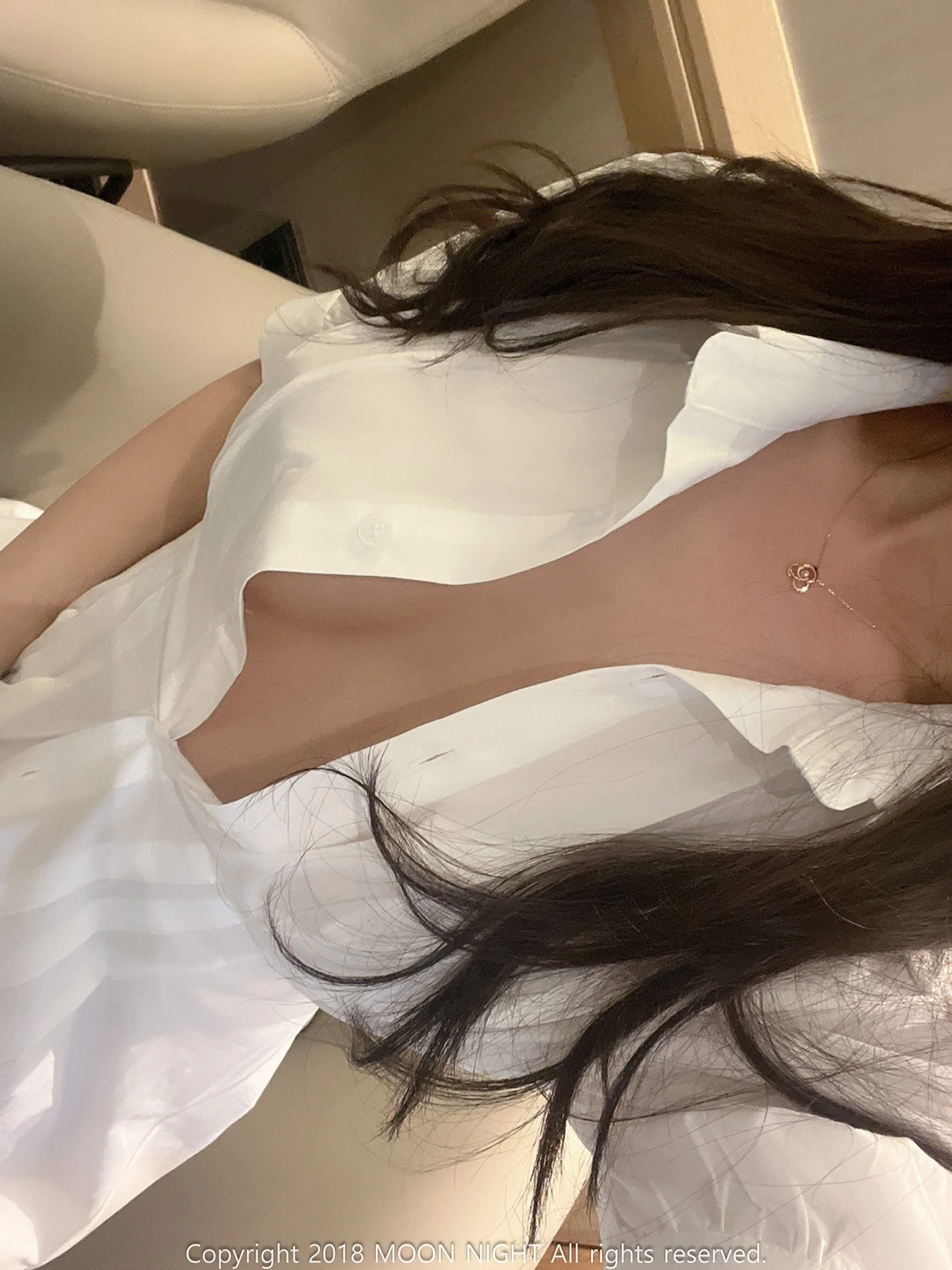 Mona 모나, Moon Night Snap 「Mona Has a Pretty Body」 - P14