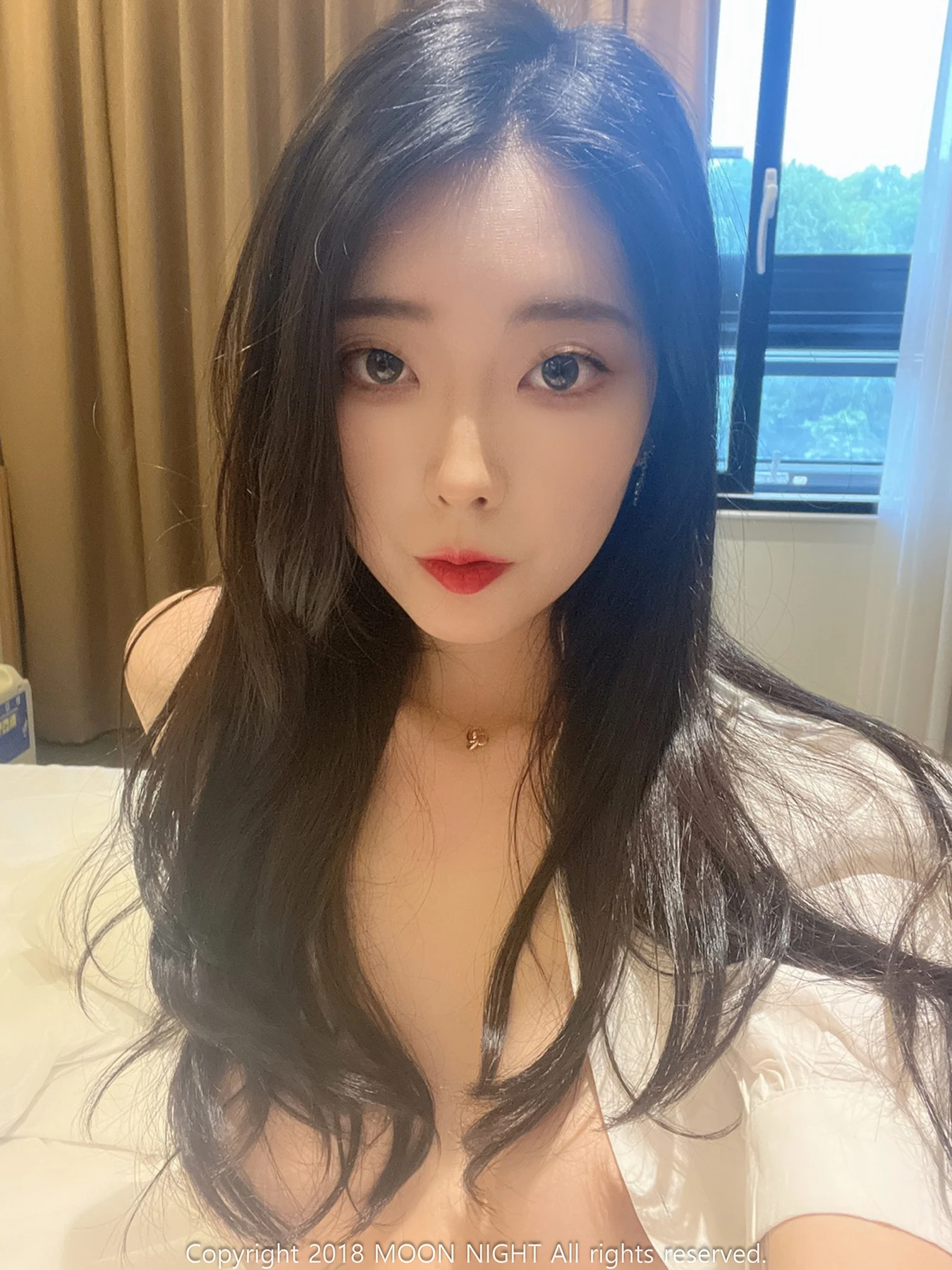 Mona 모나, Moon Night Snap 「Mona Has a Pretty Body」 - P16