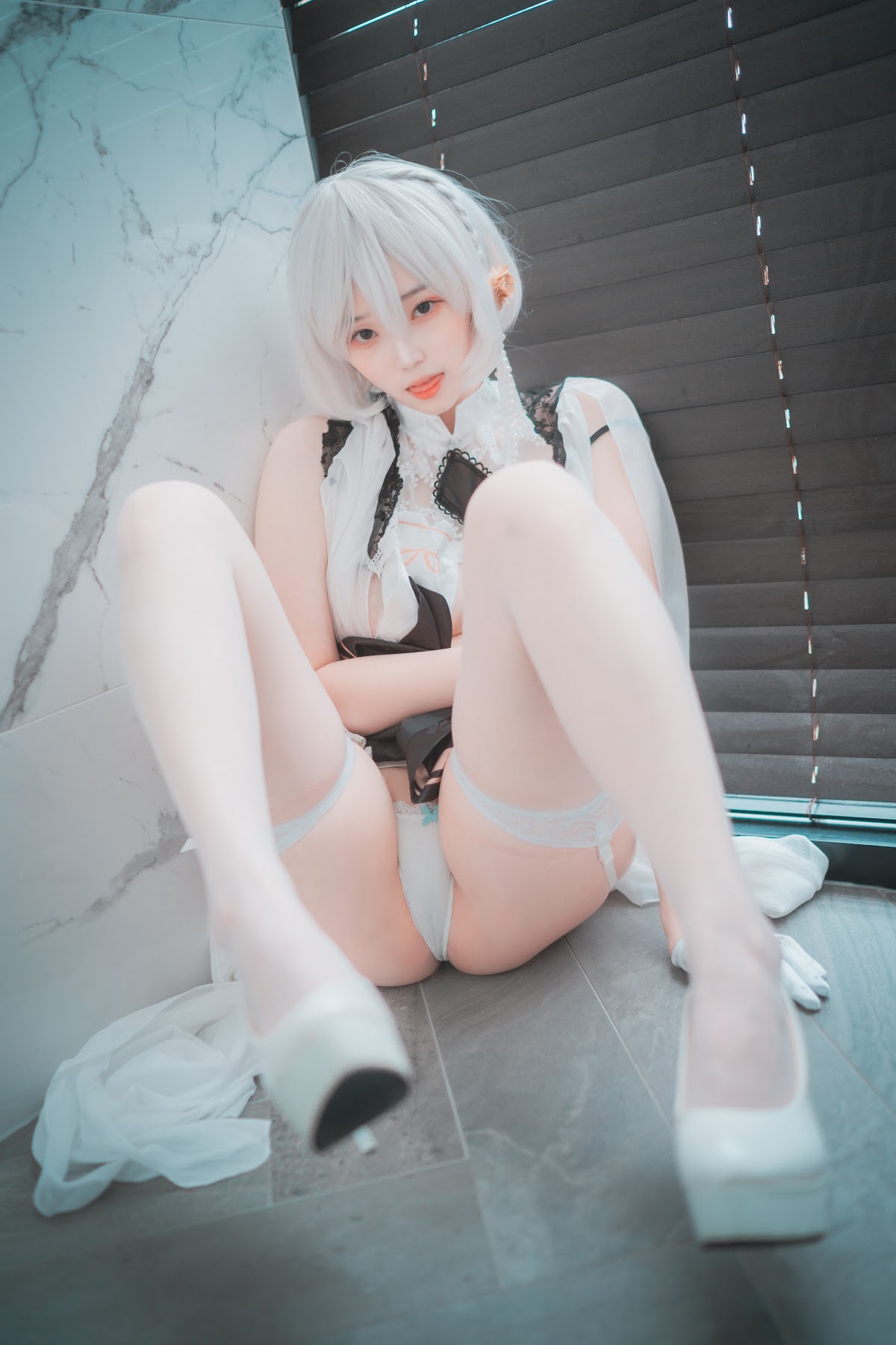 DJAWA Photo – Bambi (밤비) – Azur Lane HMS Sirius - P31