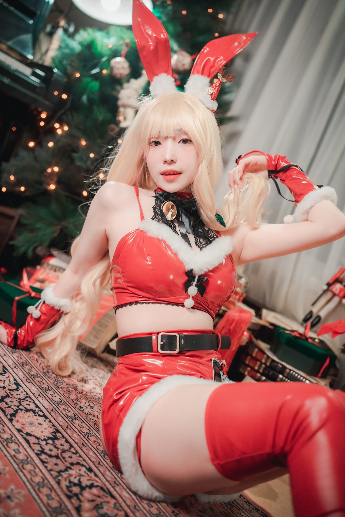 DJAWA Photo – Bambi (밤비) – Christmas Special 2021 - P129