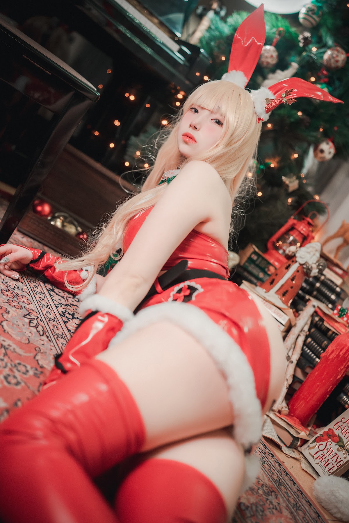 DJAWA Photo – Bambi (밤비) – Christmas Special 2021 - P130