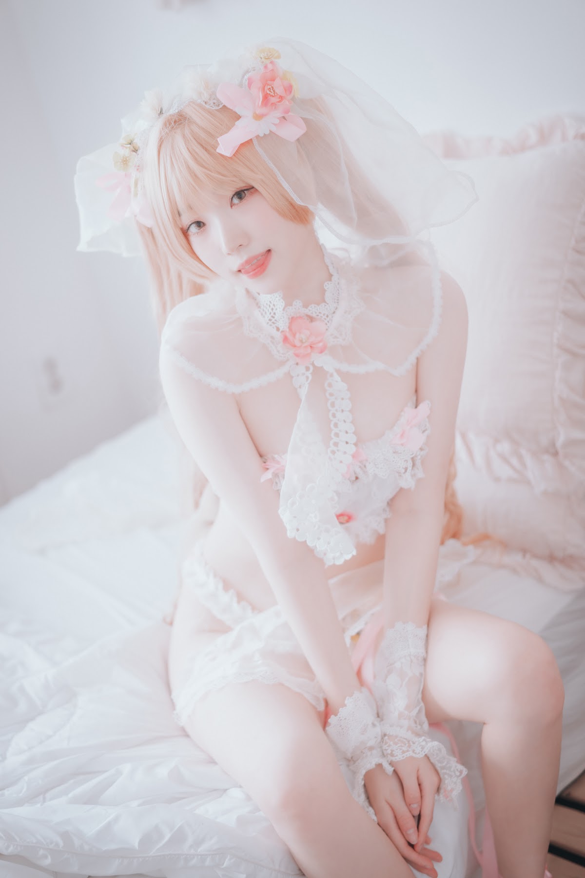 DJAWA Photo – Bambi (밤비) – God Mother Heket (Destiny Child) (Full version) - P63